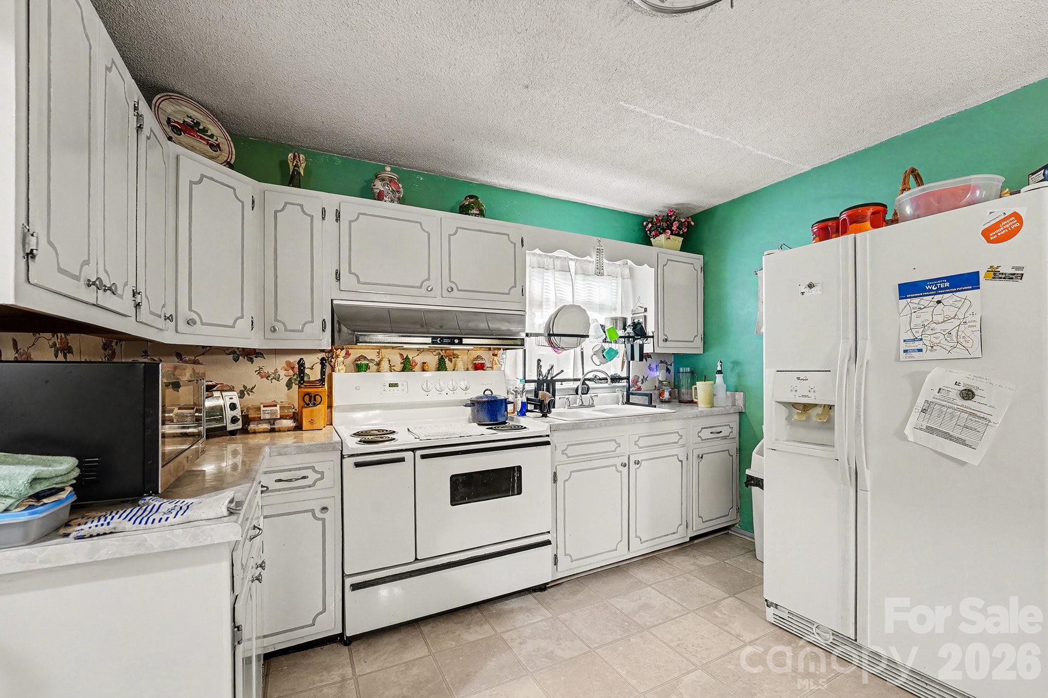 4206 Tipperary Place — Charlotte