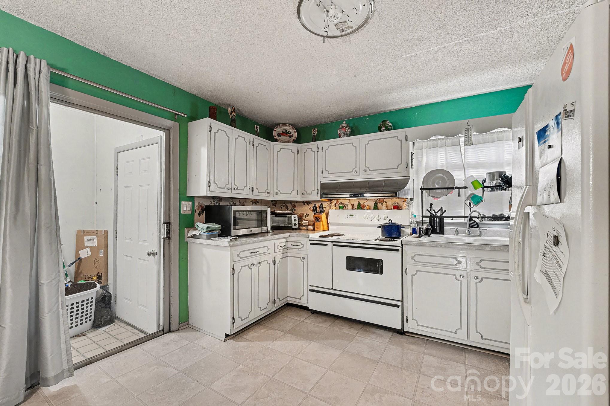 4206 Tipperary Place — Charlotte