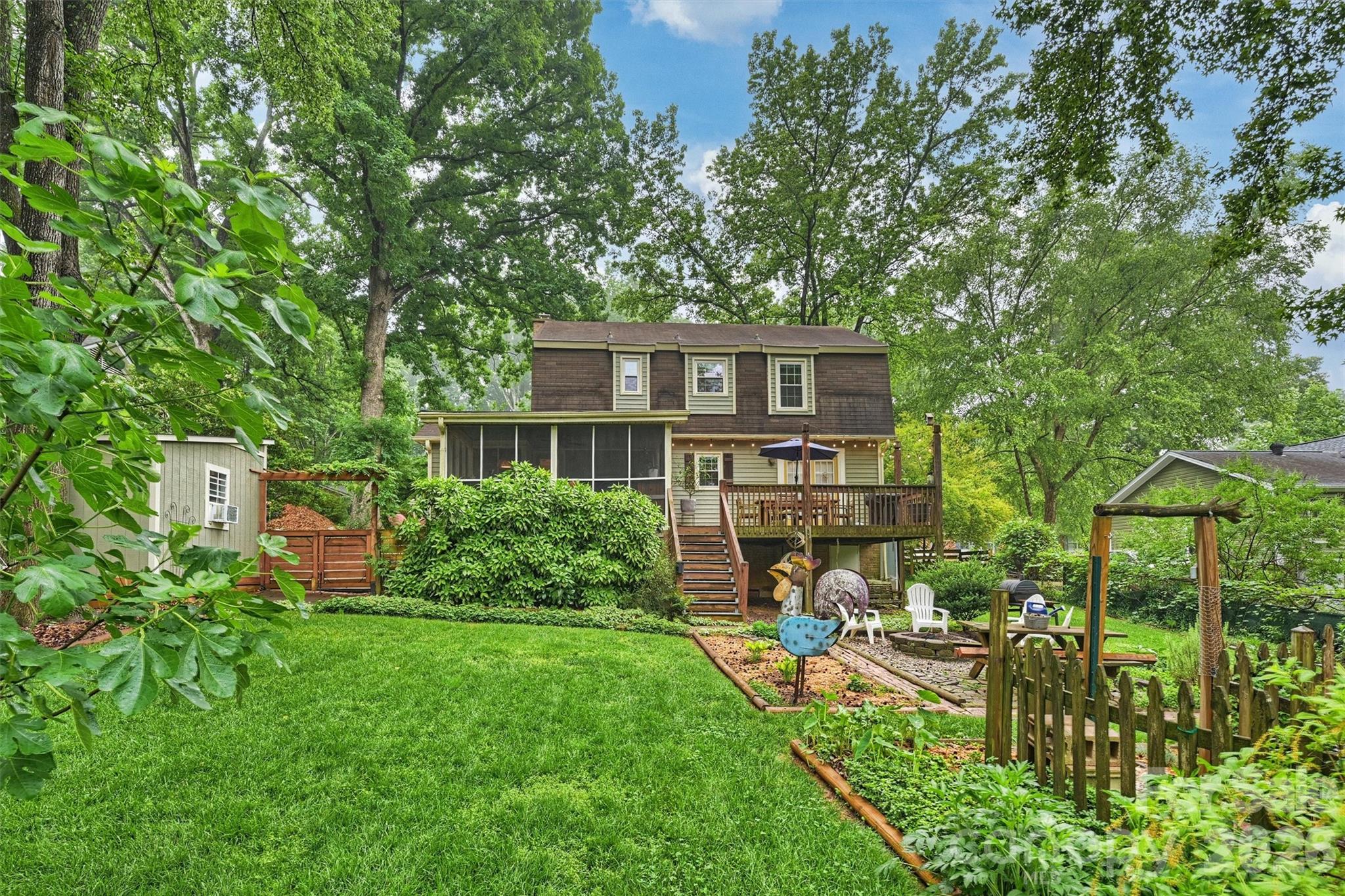 11321 Torino Road — Matthews