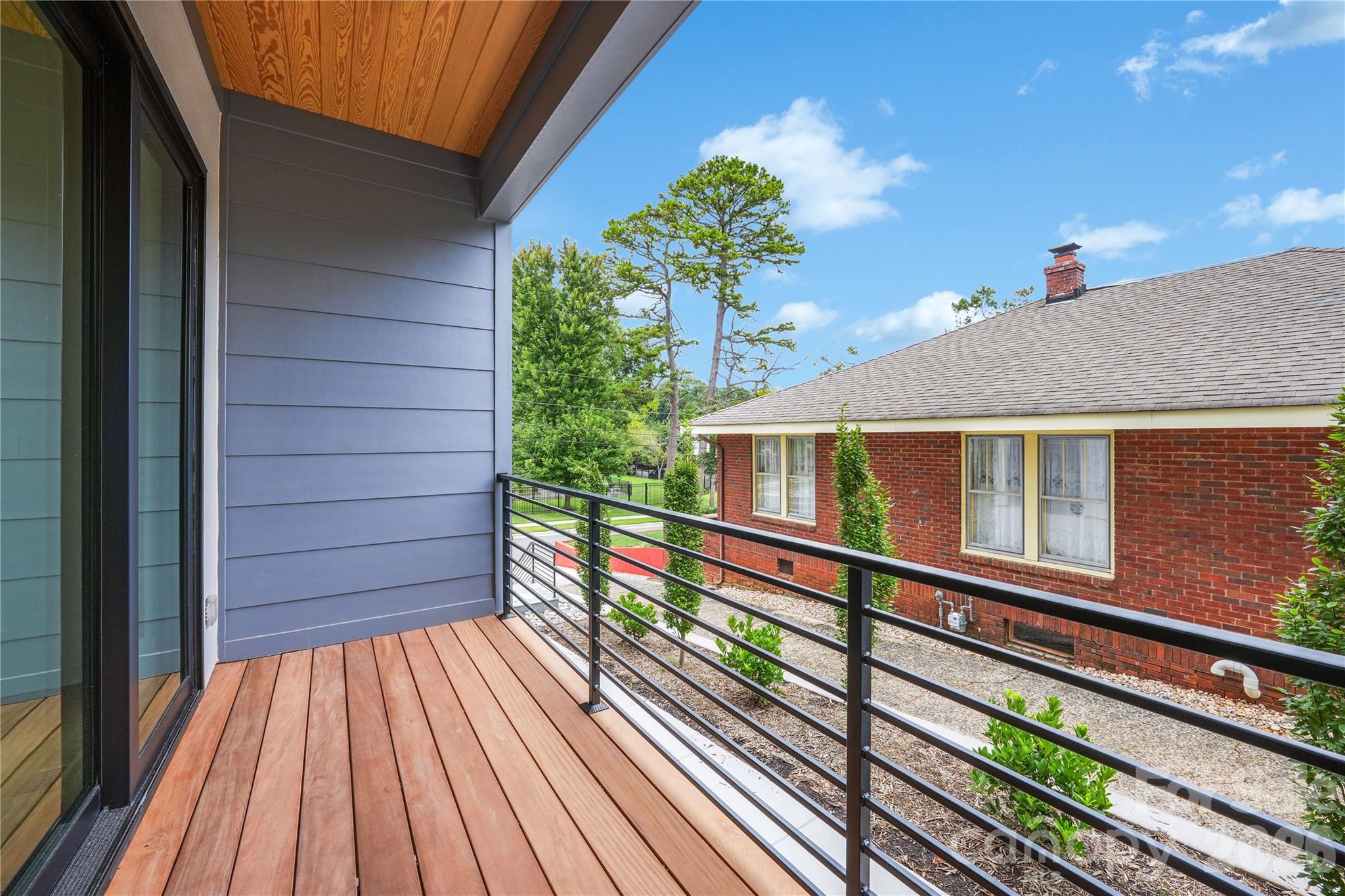 1511 Waverly Avenue — Charlotte