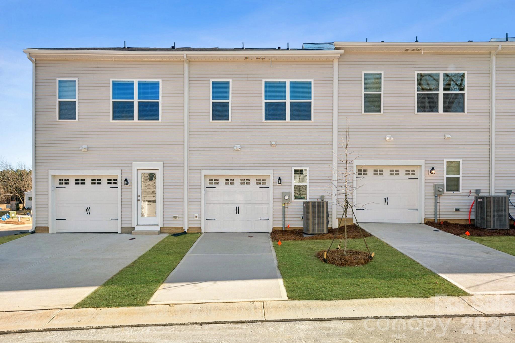 5106 Orchardview Way #29 — Charlotte