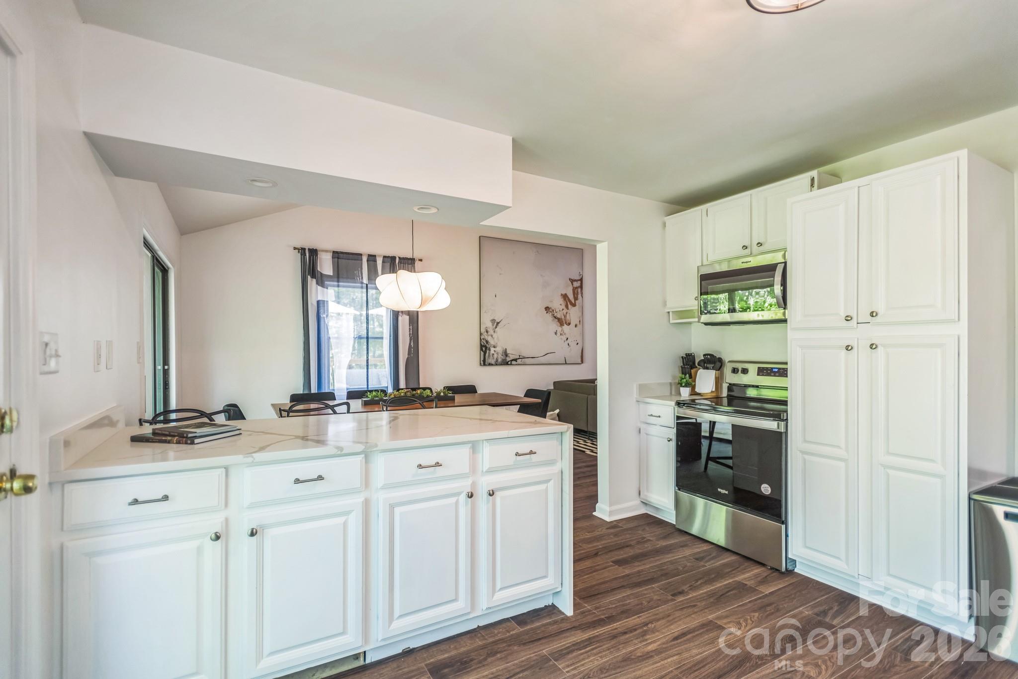 52 Reynolda Drive — Asheville