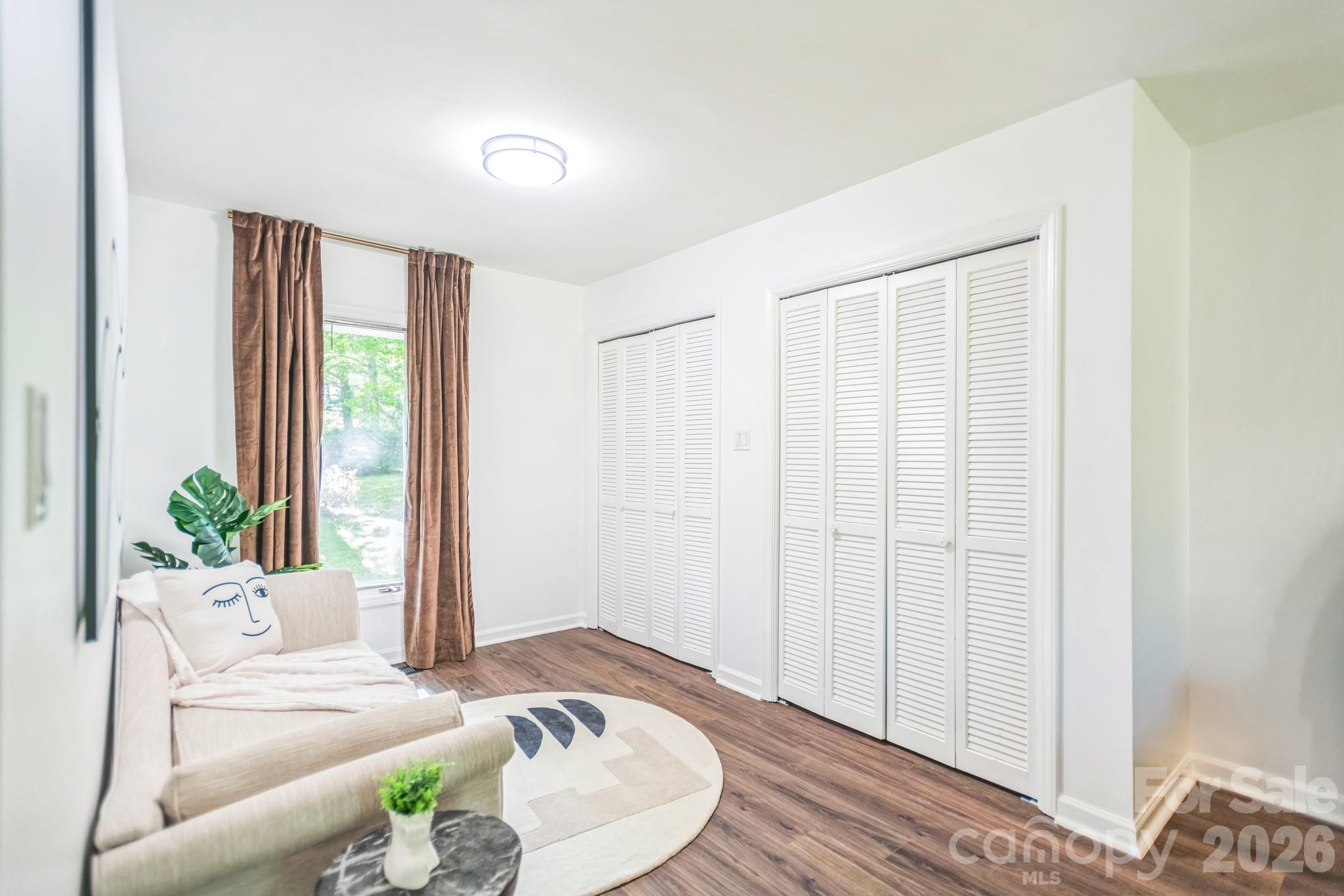 52 Reynolda Drive — Asheville