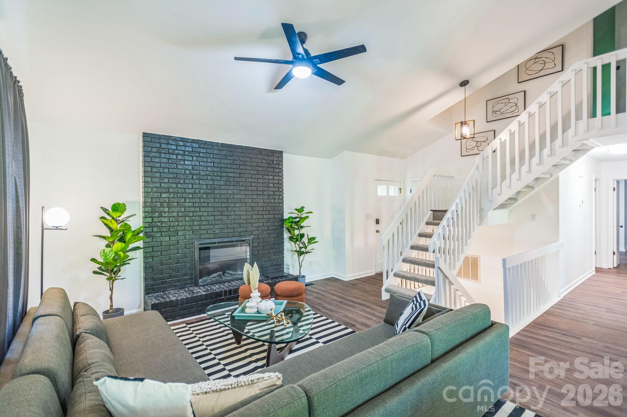 52 Reynolda Drive — Asheville