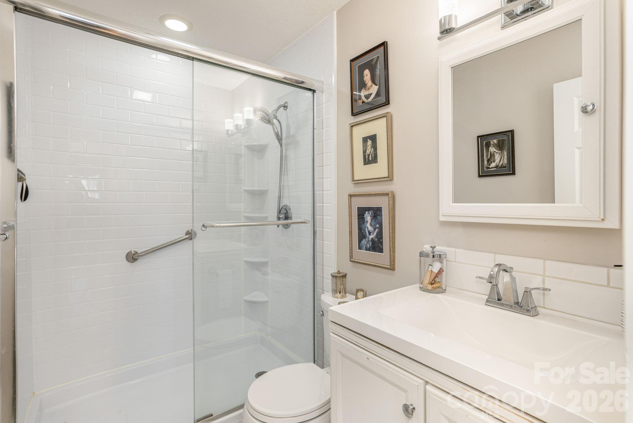 321 Britton Creek Drive — Hendersonville