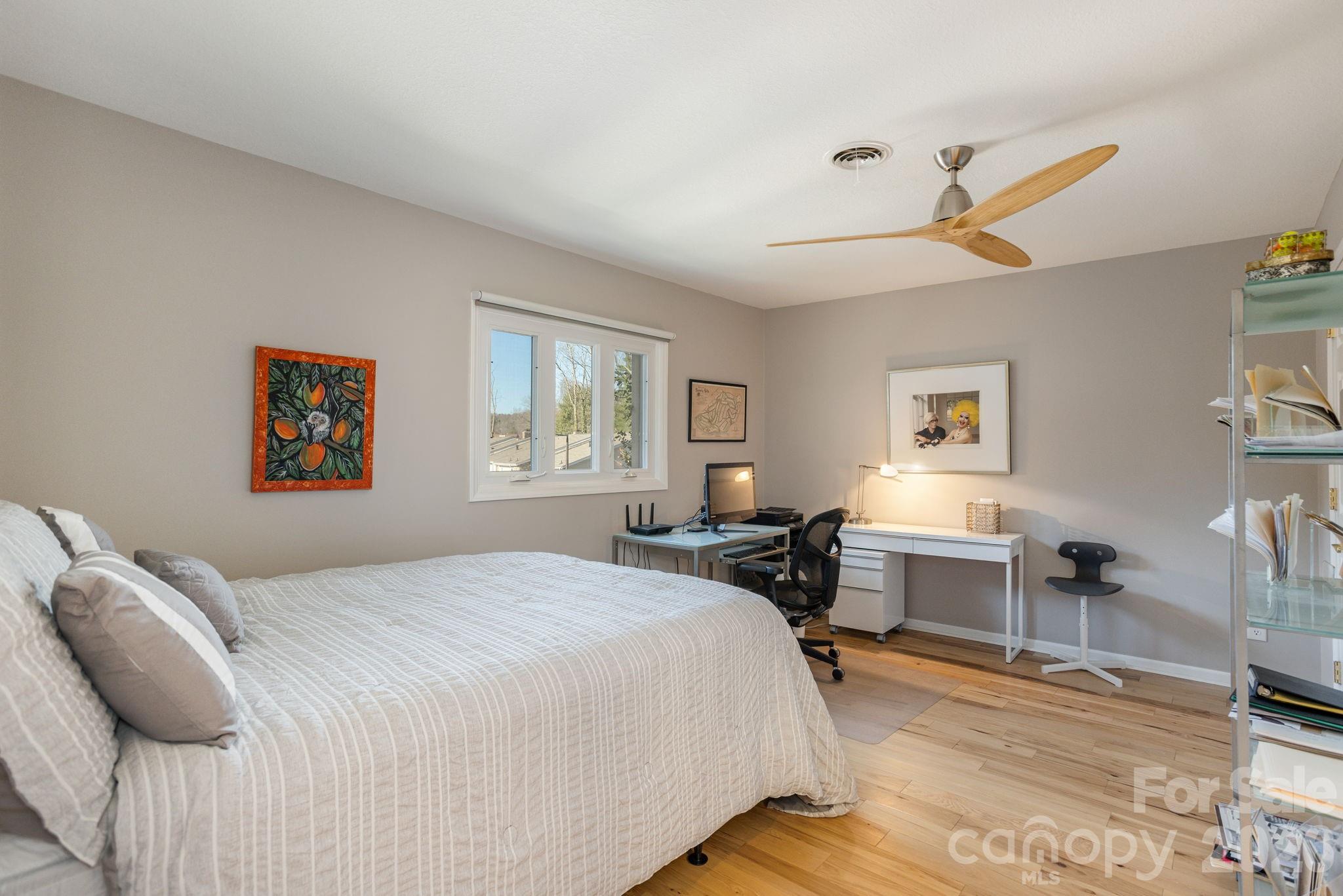 321 Britton Creek Drive — Hendersonville