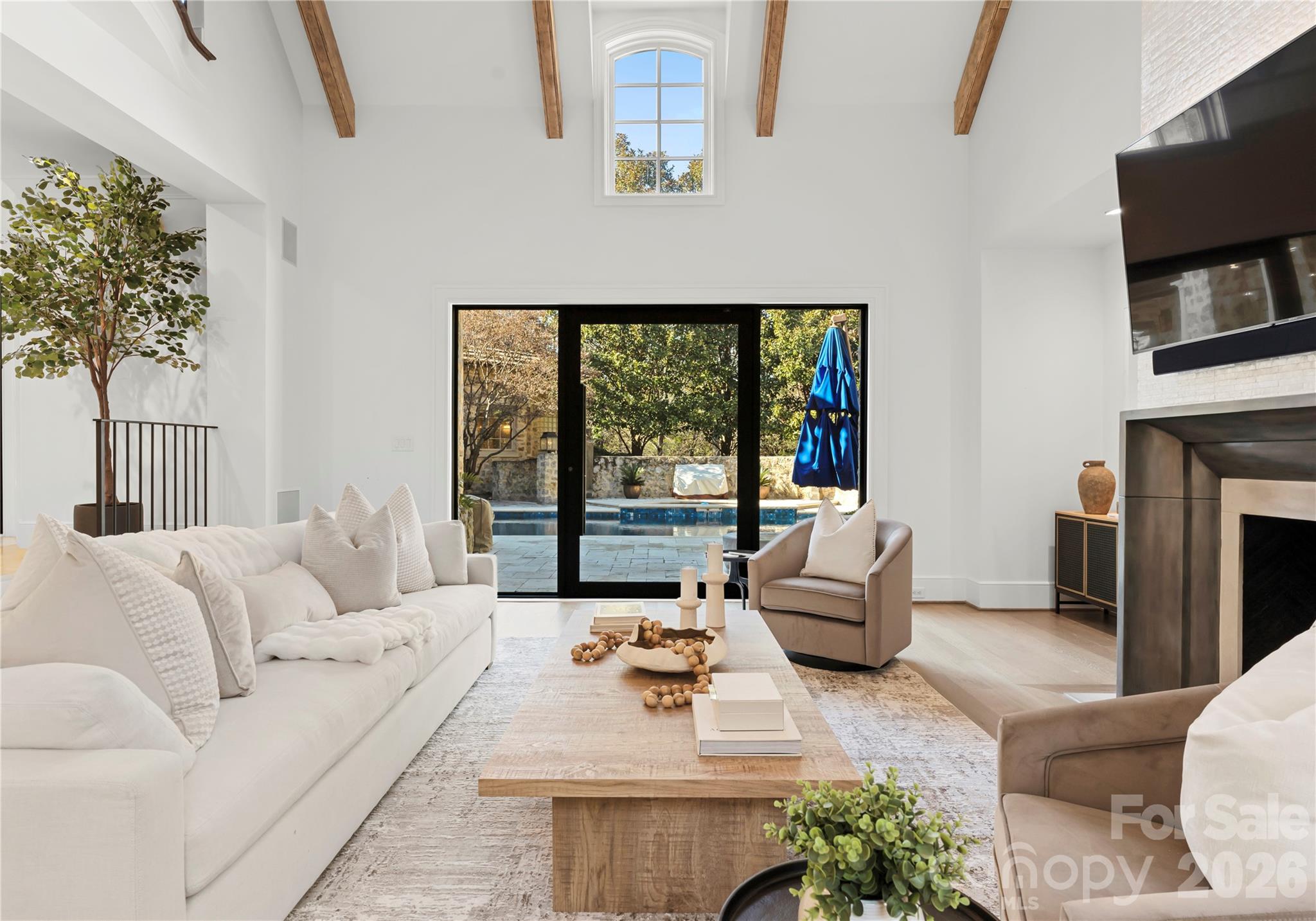 4231 Fox Brook Lane — Charlotte