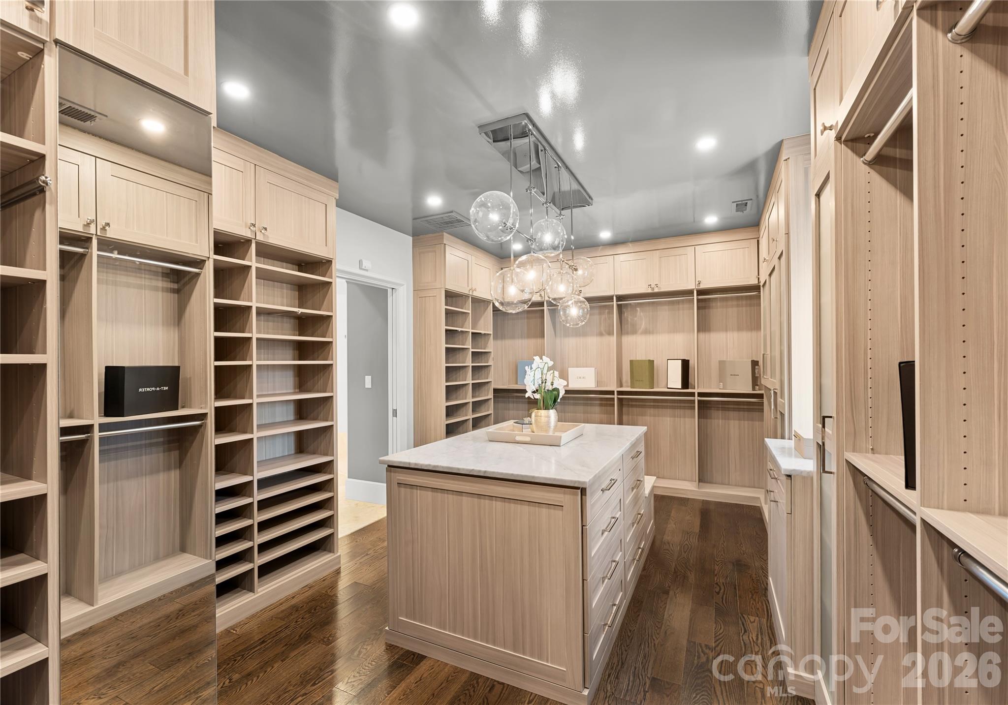 4231 Fox Brook Lane — Charlotte