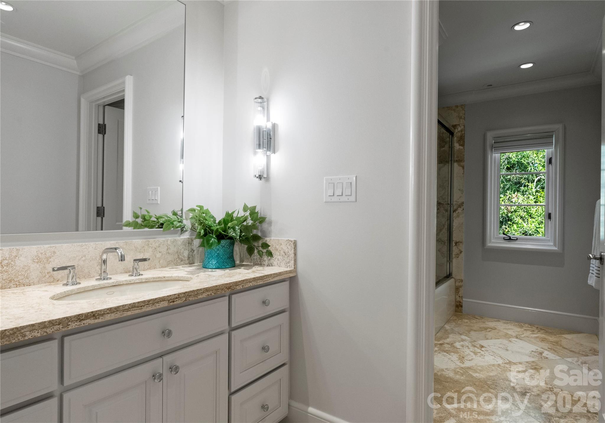 4231 Fox Brook Lane — Charlotte