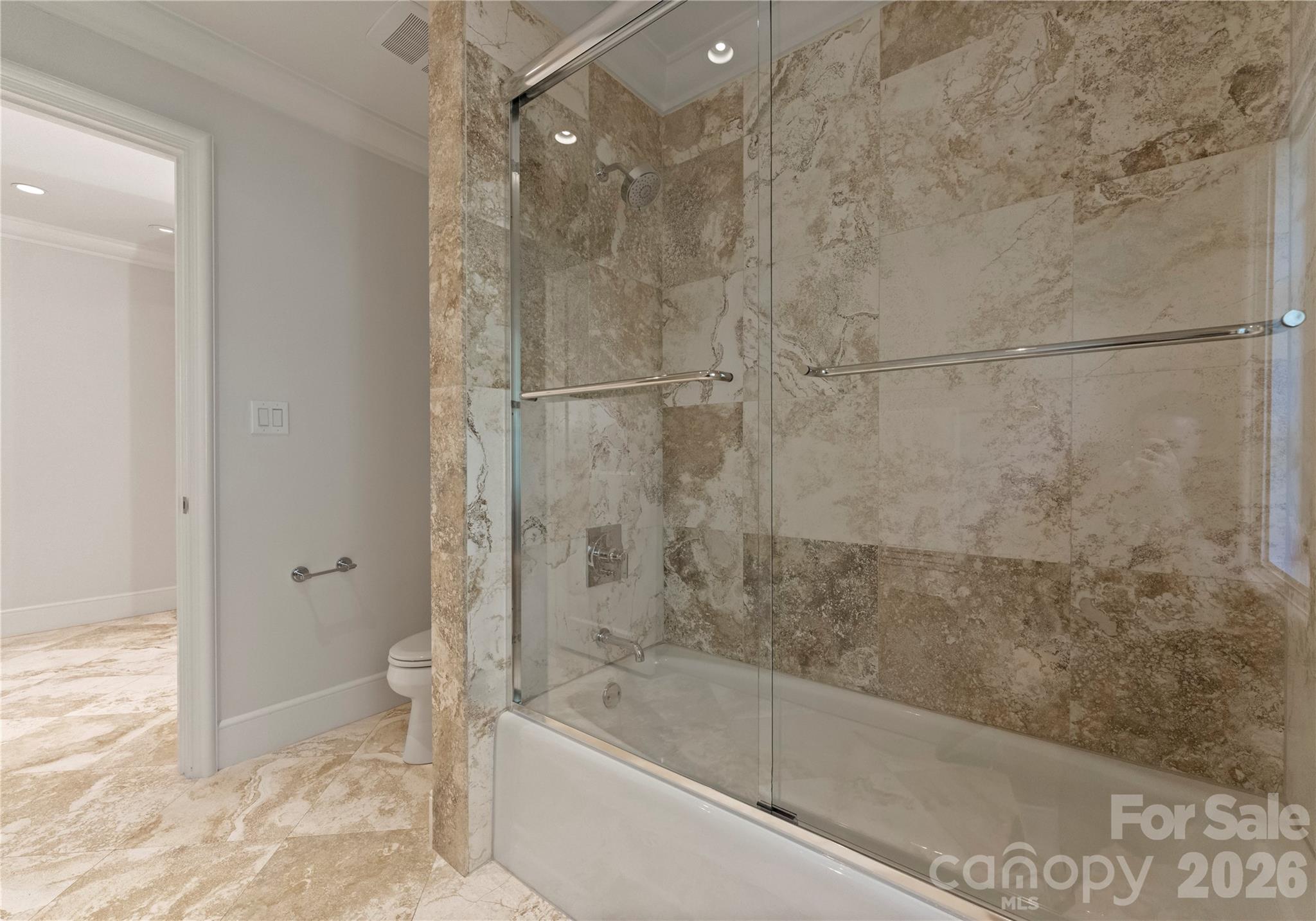 4231 Fox Brook Lane — Charlotte
