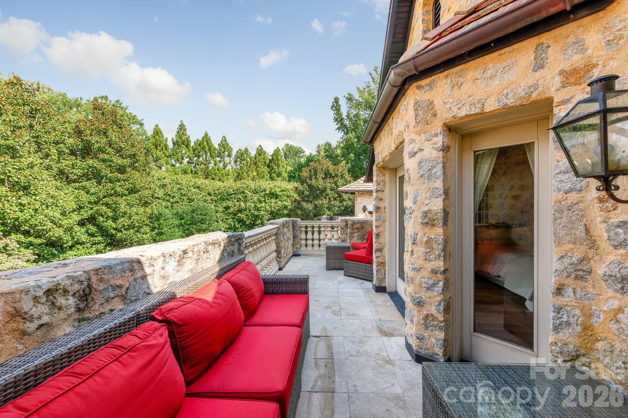 4231 Fox Brook Lane — Charlotte