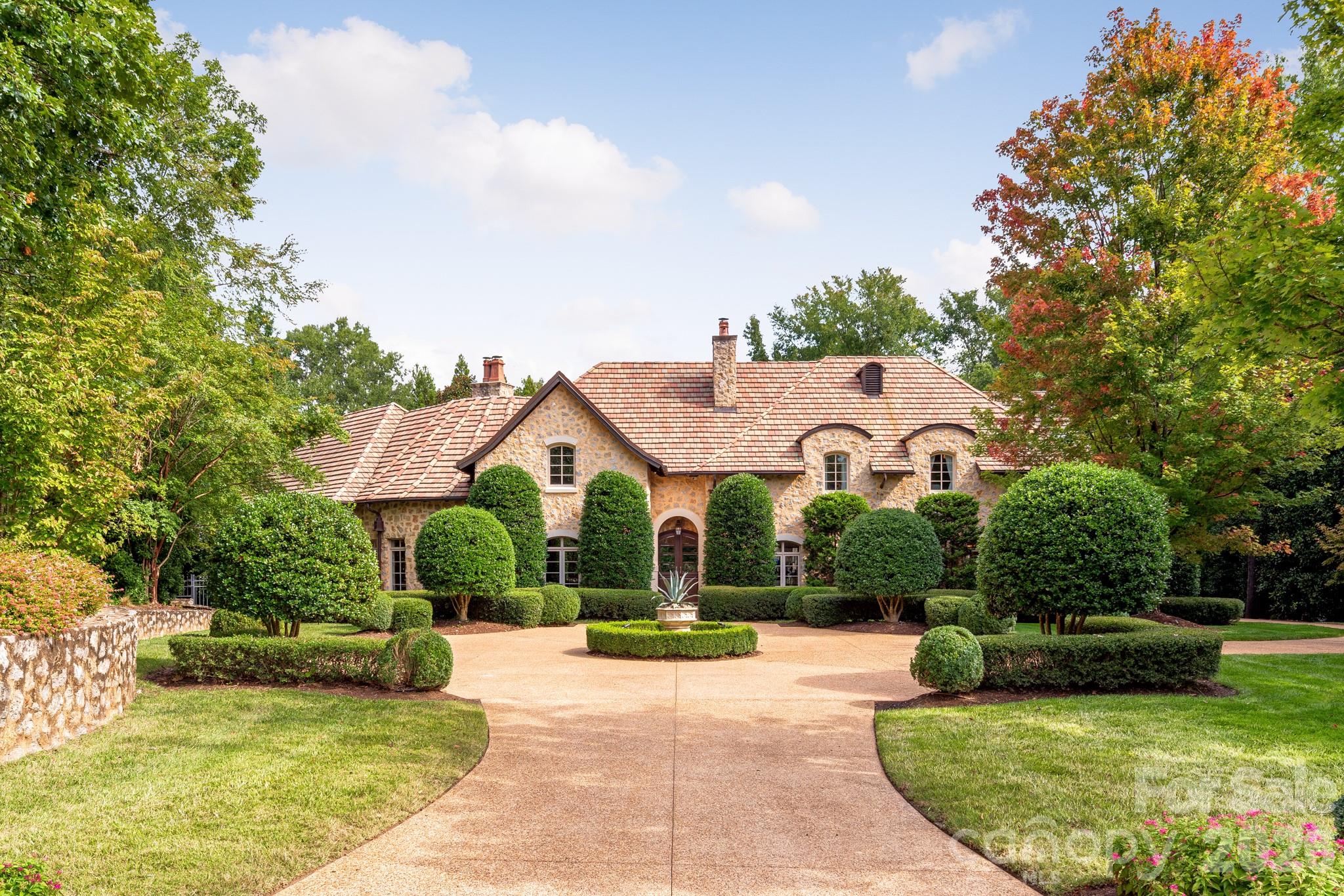 4231 Fox Brook Lane — Charlotte