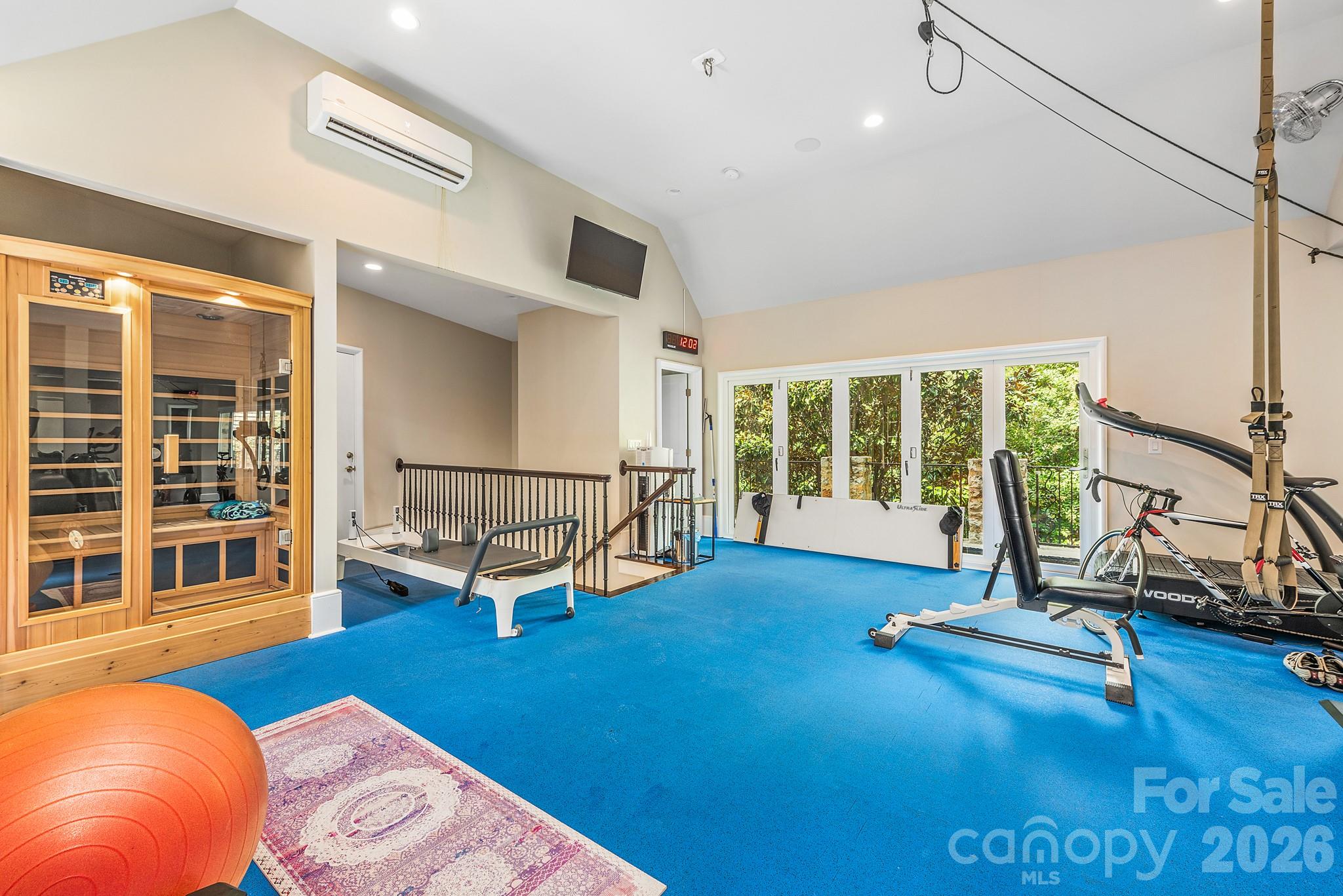 4231 Fox Brook Lane — Charlotte