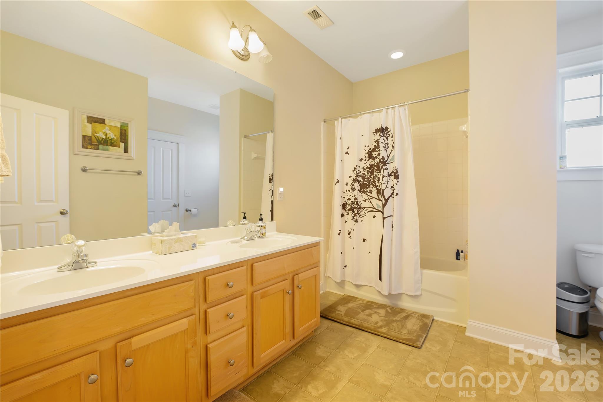 172 Water Oak Drive — Mooresville