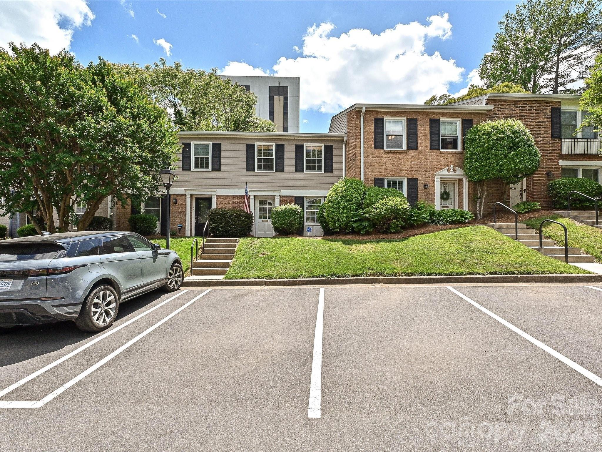 4611 Hedgemore Drive #J — Charlotte