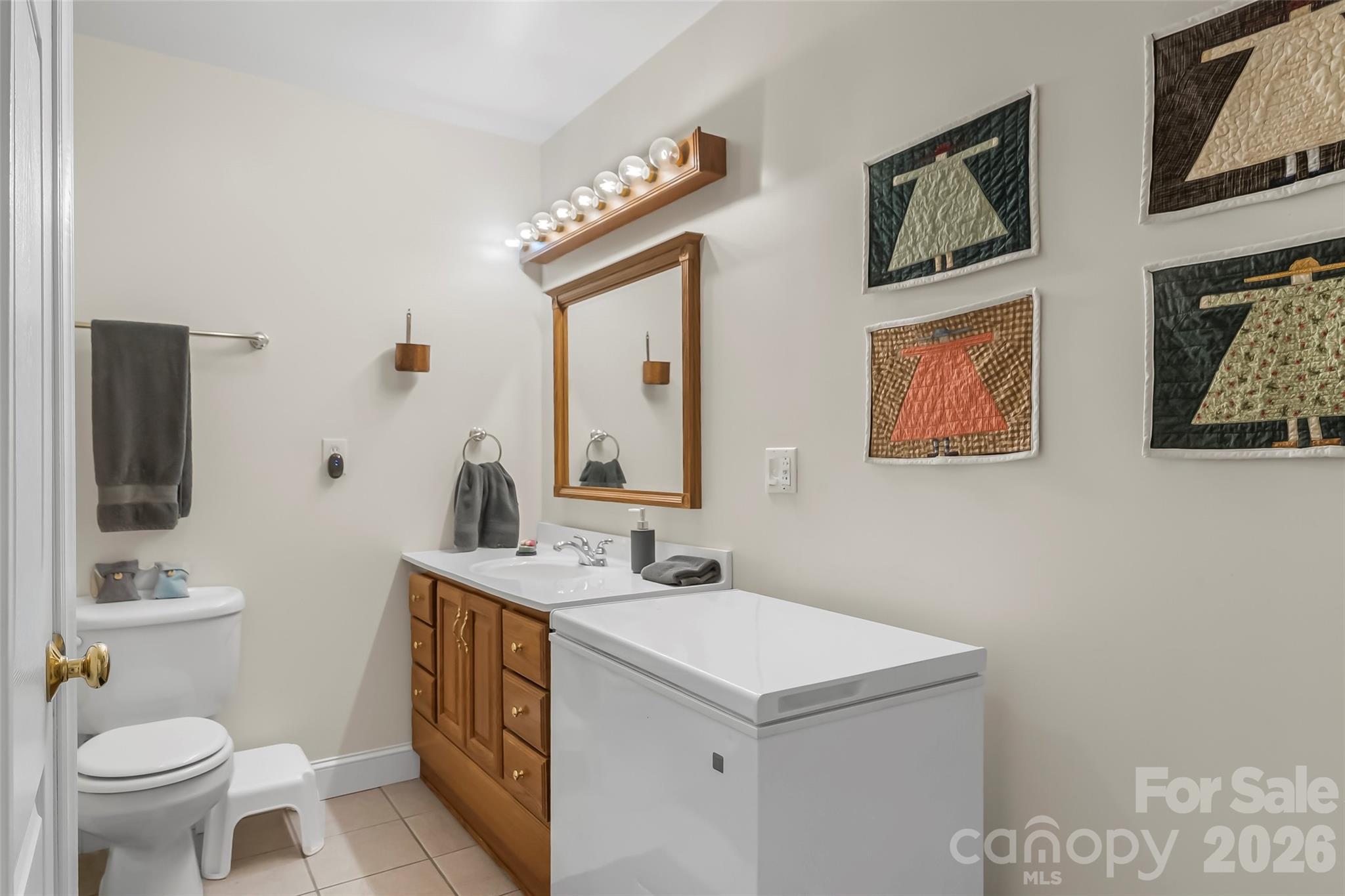 1726 Waterford Way — Morganton