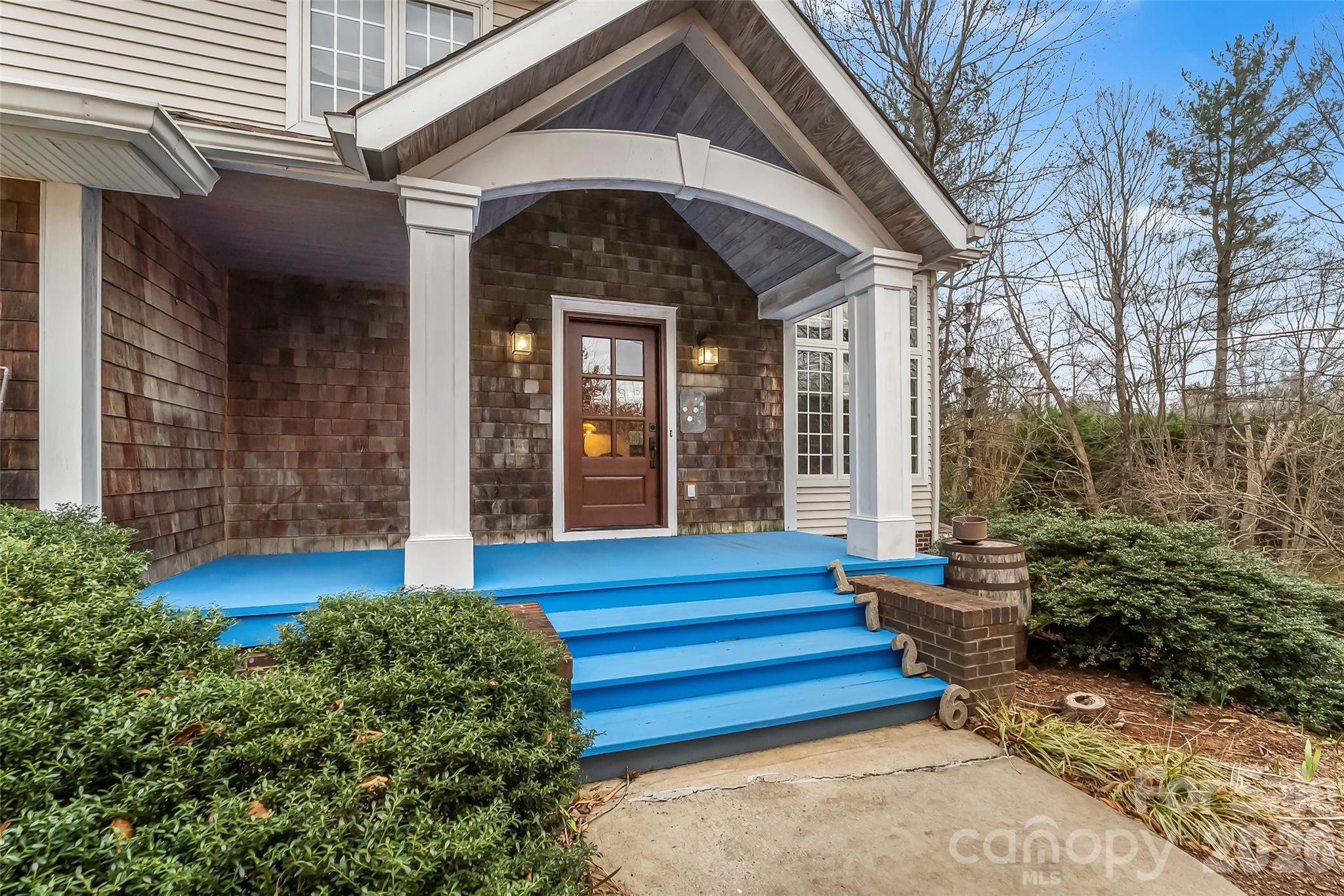1726 Waterford Way — Morganton