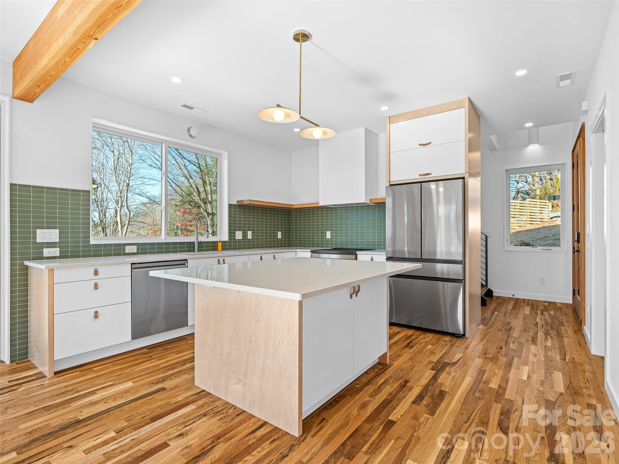 171 Houston Place — Asheville