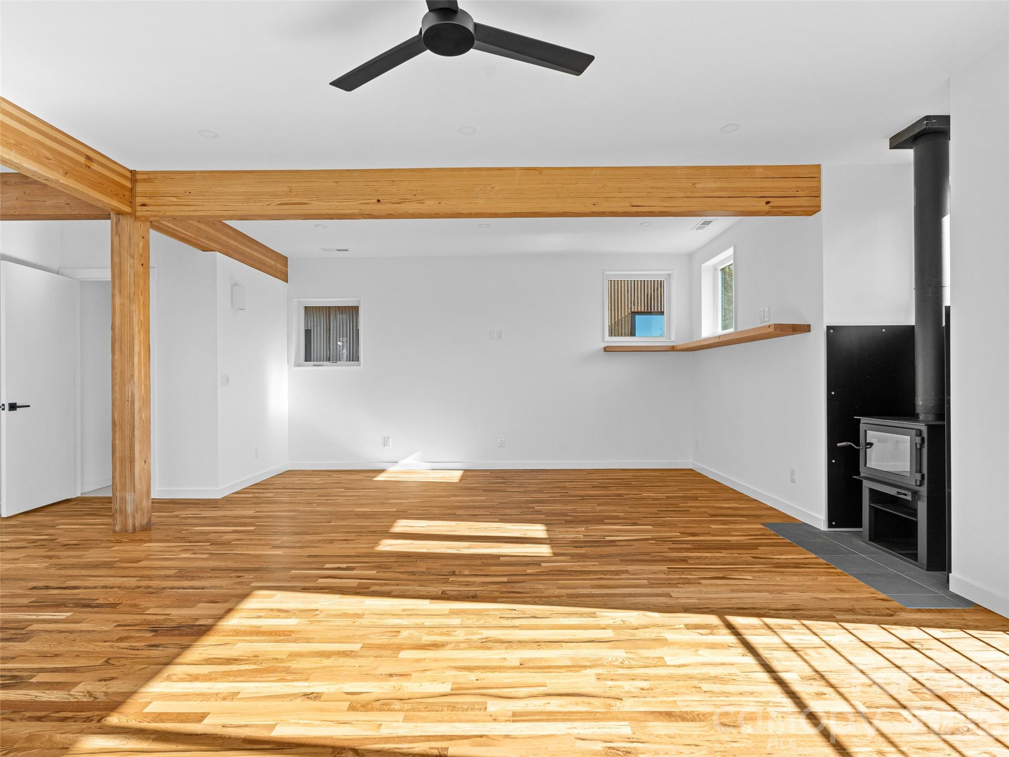 171 Houston Place — Asheville