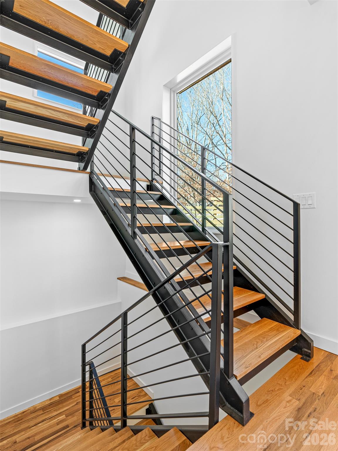 171 Houston Place — Asheville