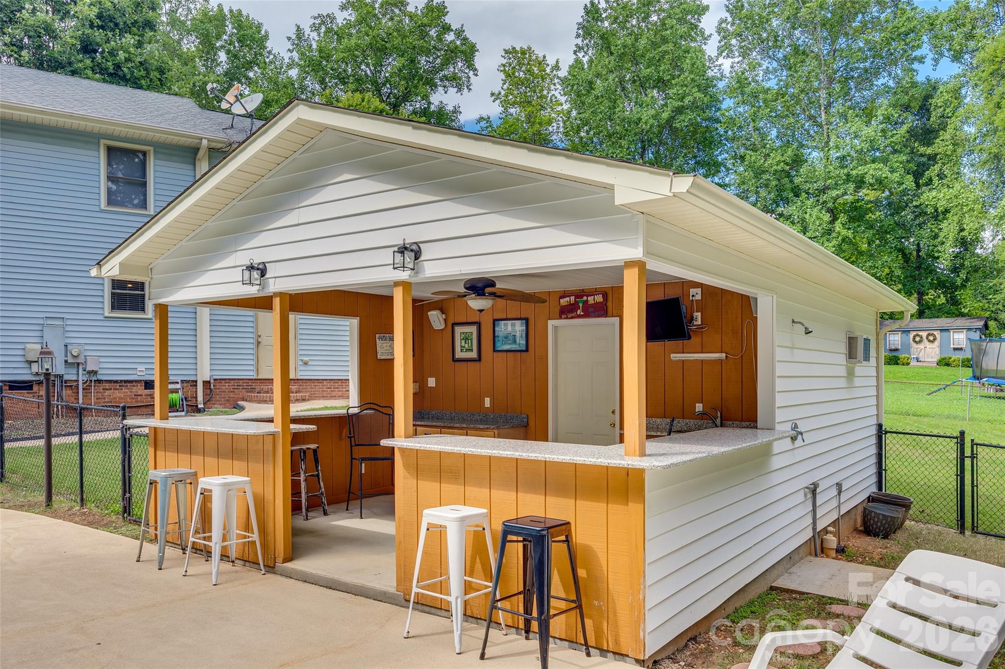 109 Falling Leaf Lane — Mount Holly