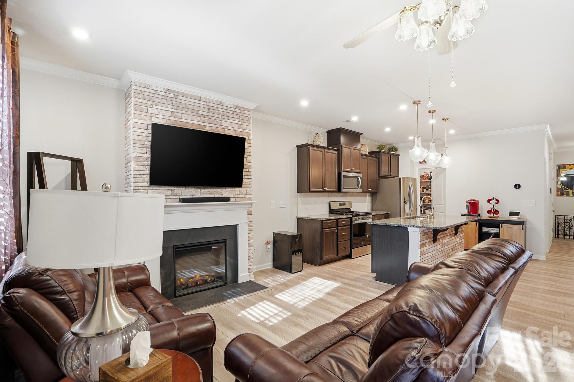 16038 Red Buckeye Lane — Huntersville
