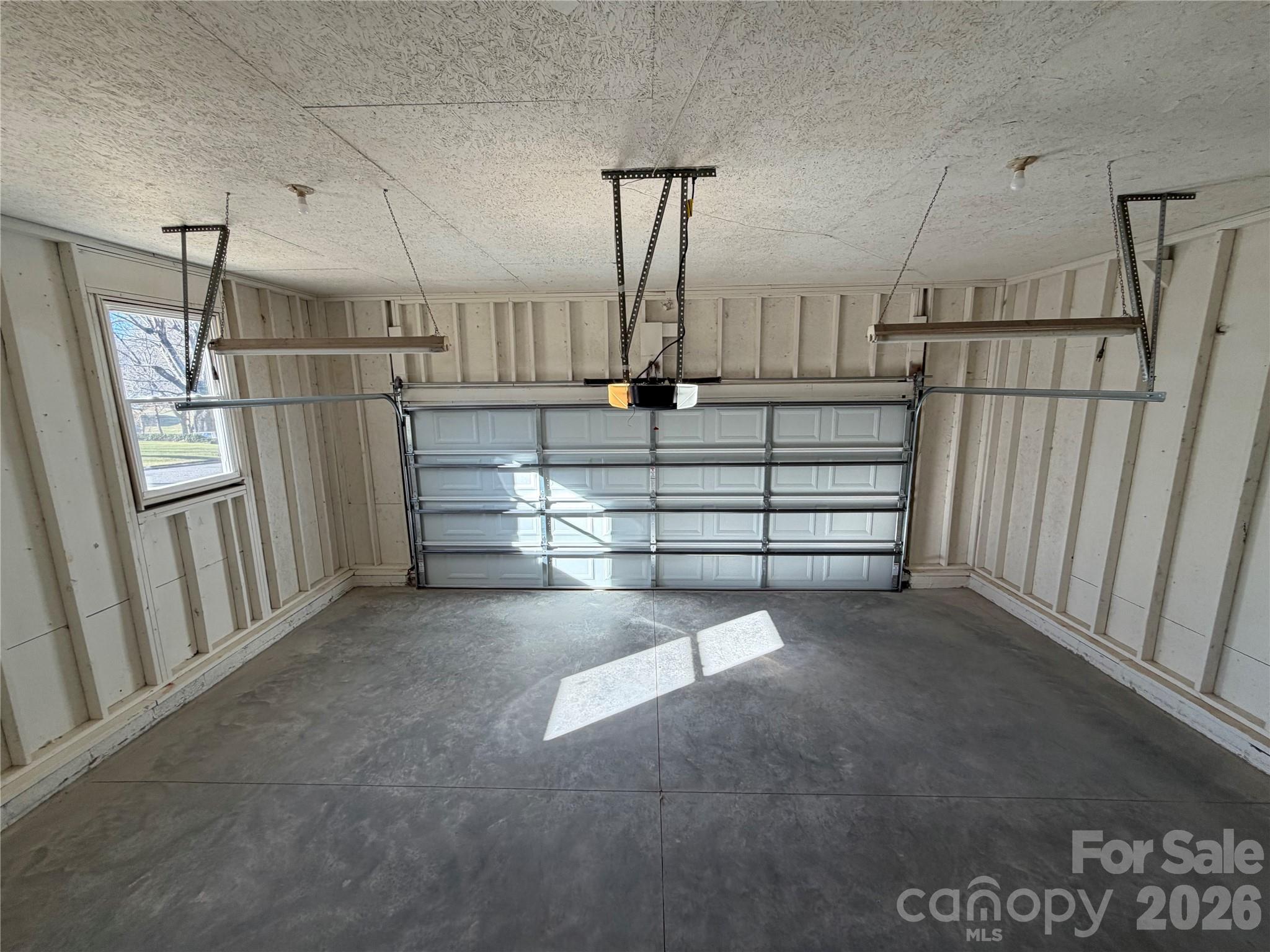 424 Holland Drive — Statesville