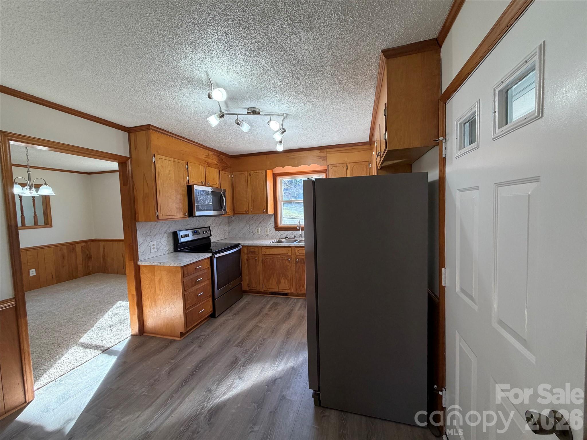 424 Holland Drive — Statesville