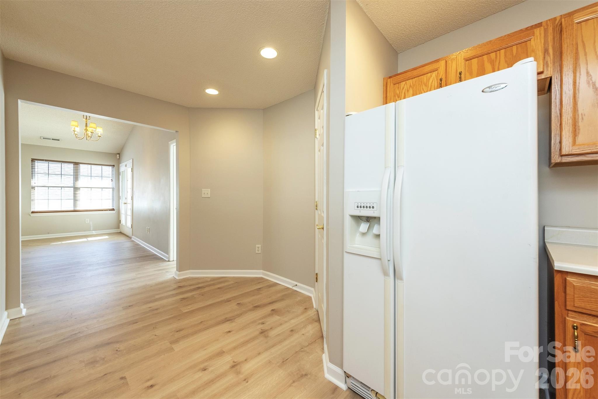 115 Creeks End Circle — Mills River