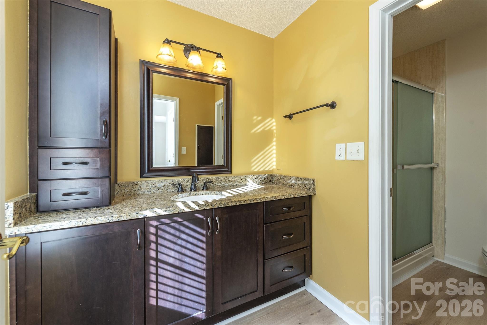 115 Creeks End Circle — Mills River