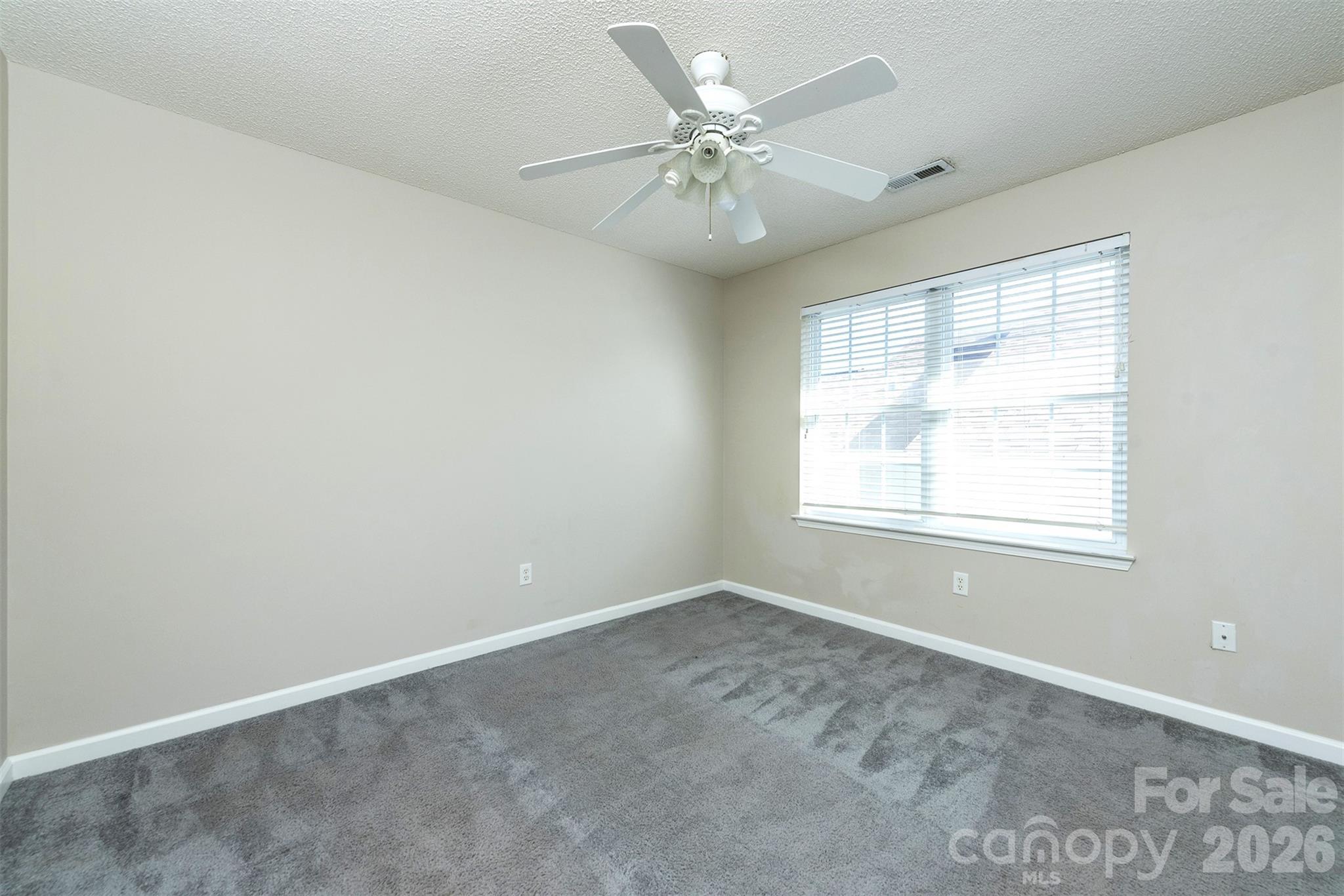 115 Creeks End Circle — Mills River