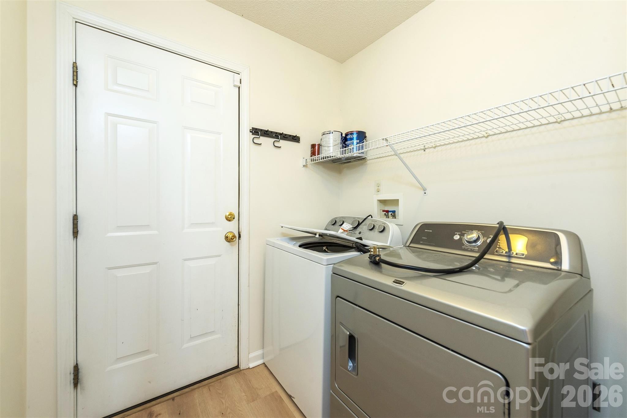 115 Creeks End Circle — Mills River