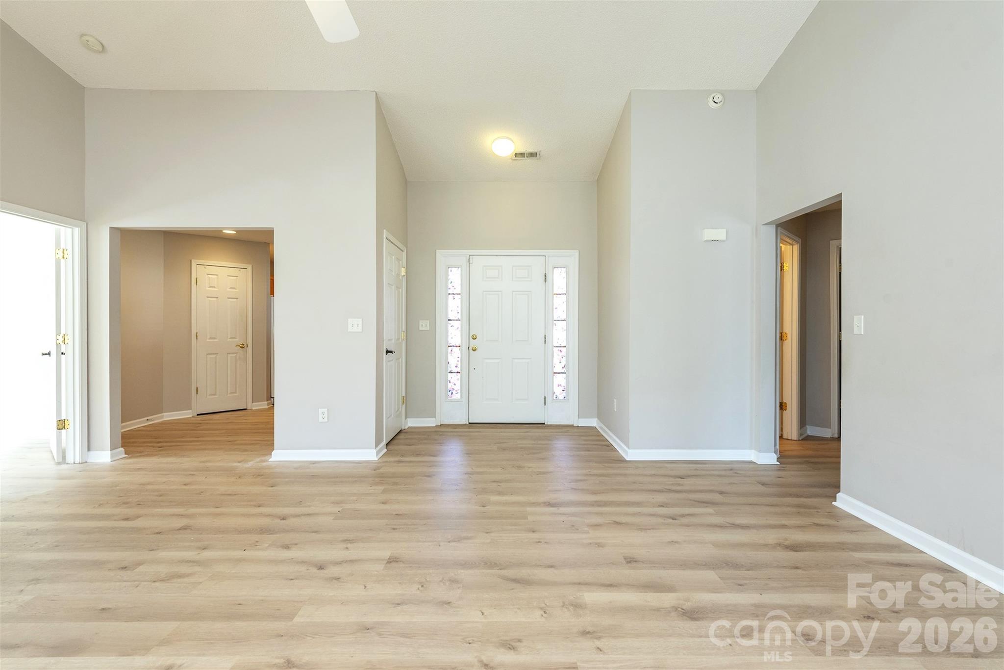 115 Creeks End Circle — Mills River