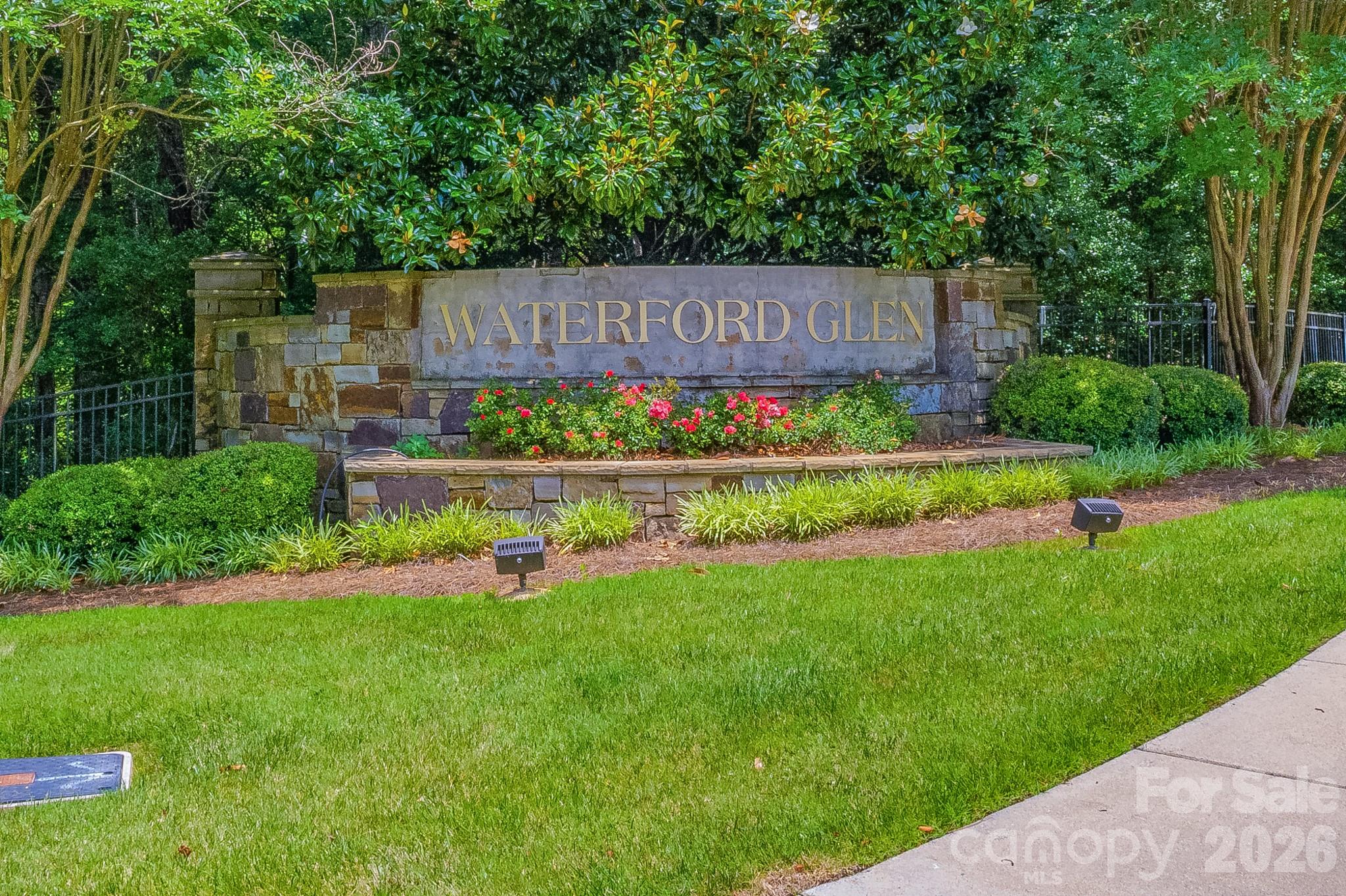 700 Waterford Glen Way — Rock Hill