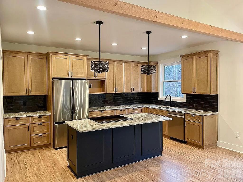 853 Spring Lake Drive — Iron Station
