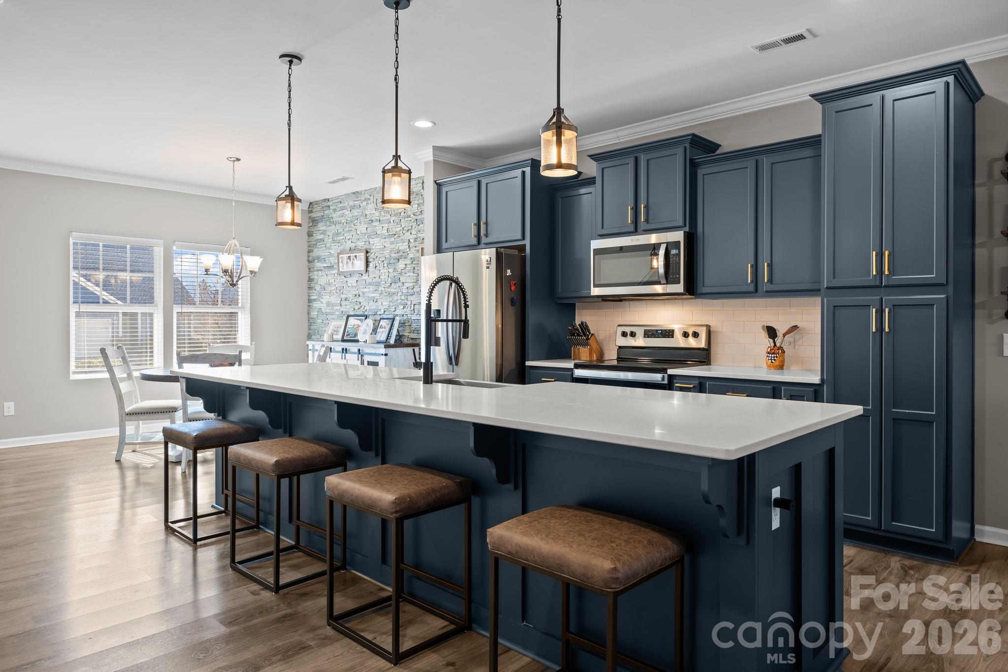204 Old Harbor Drive — Mount Gilead