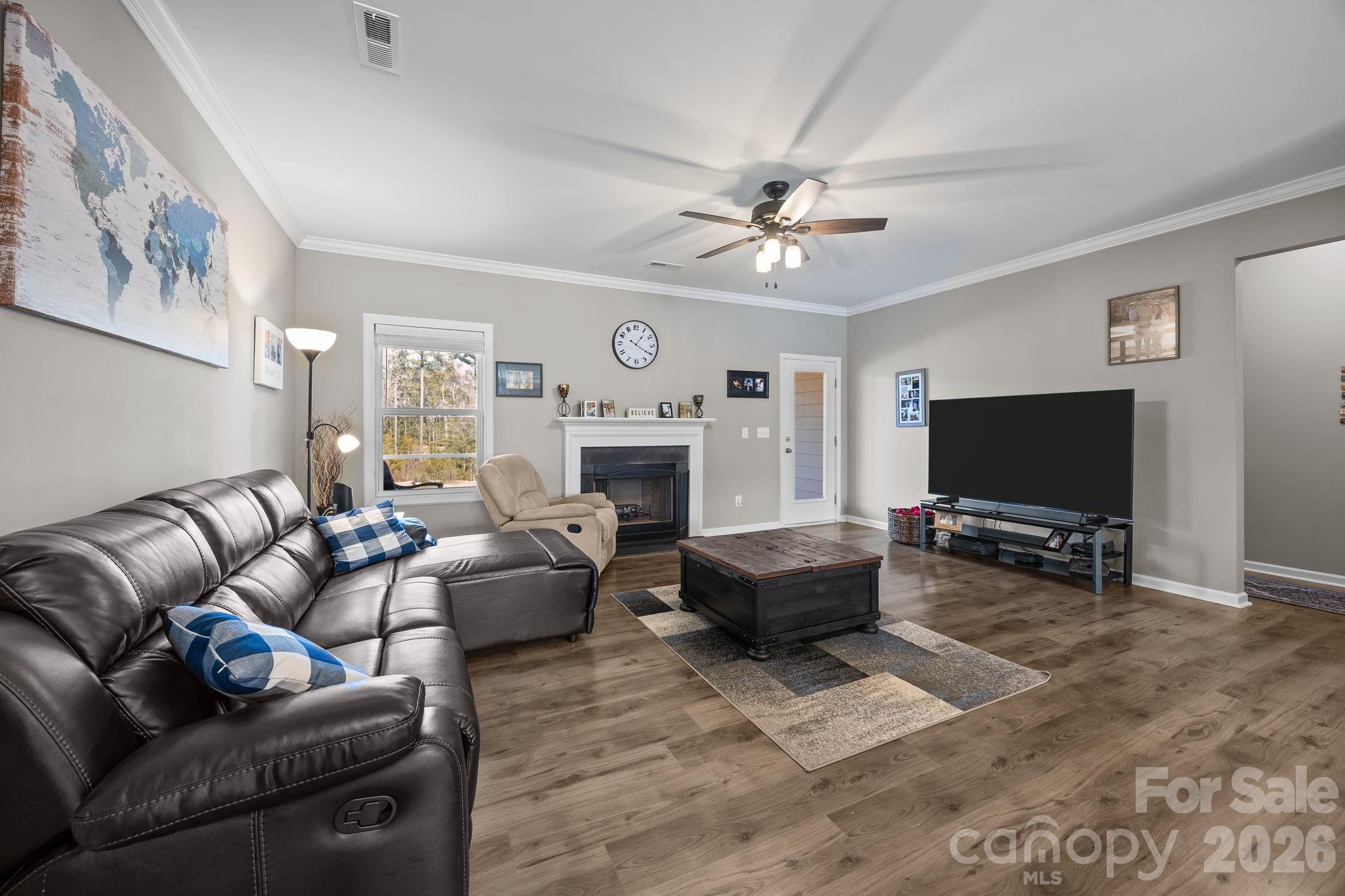 204 Old Harbor Drive — Mount Gilead