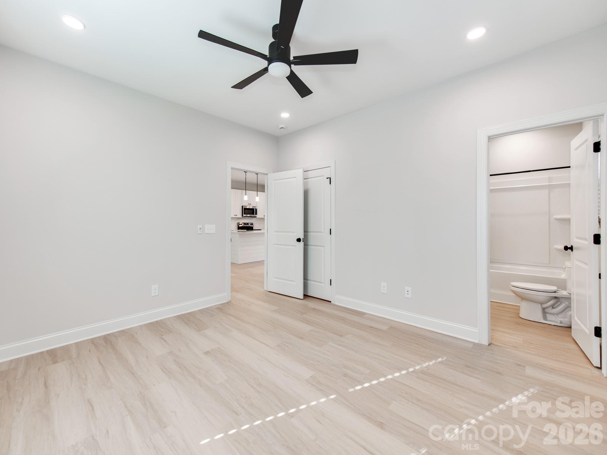 176 Whitetail Road — Statesville