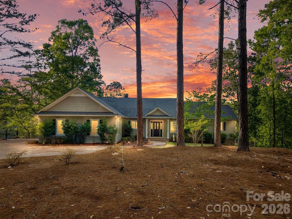 338 Plantation Way — Mount Gilead