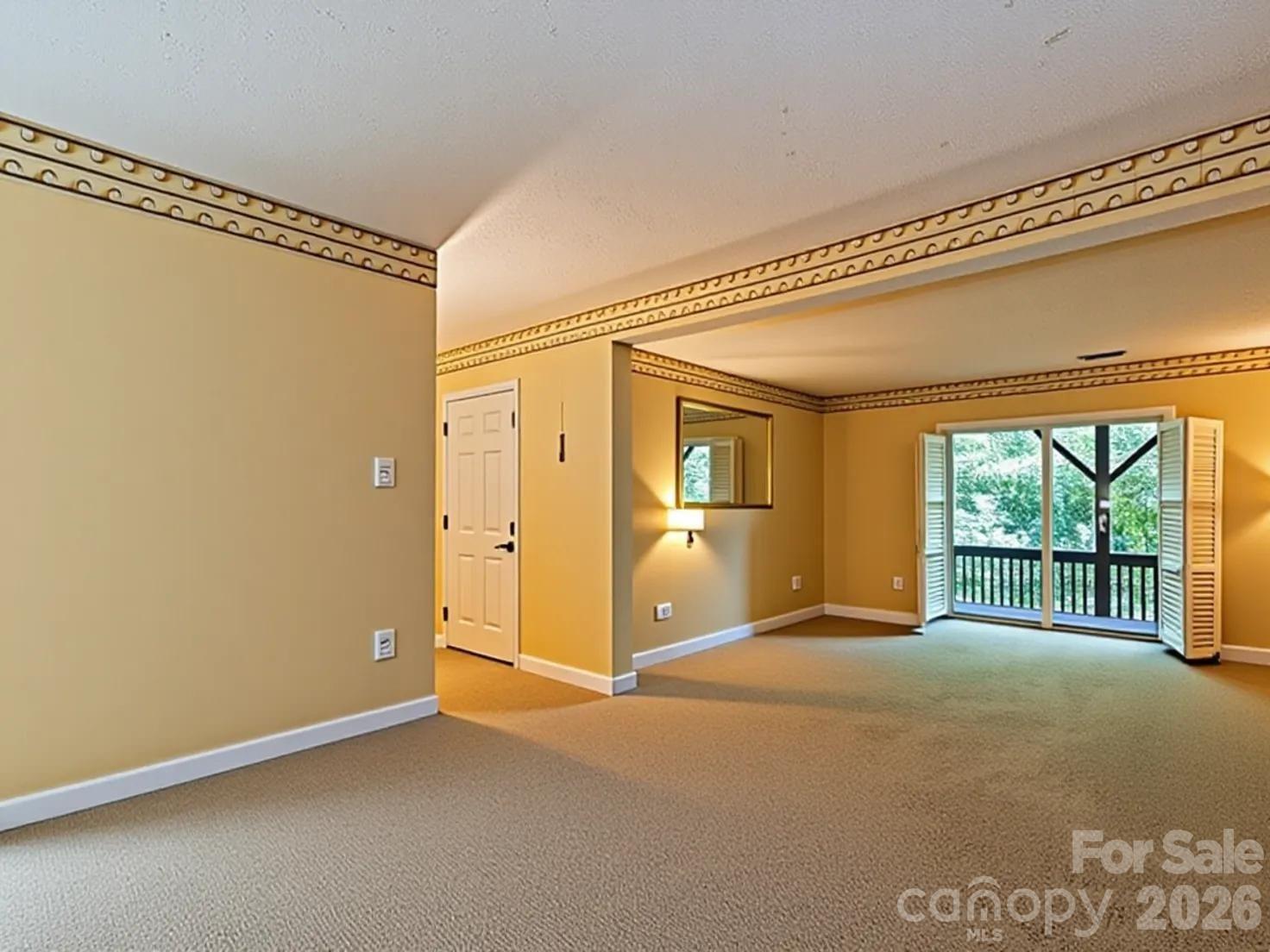 650 Creekside Drive — Maggie Valley