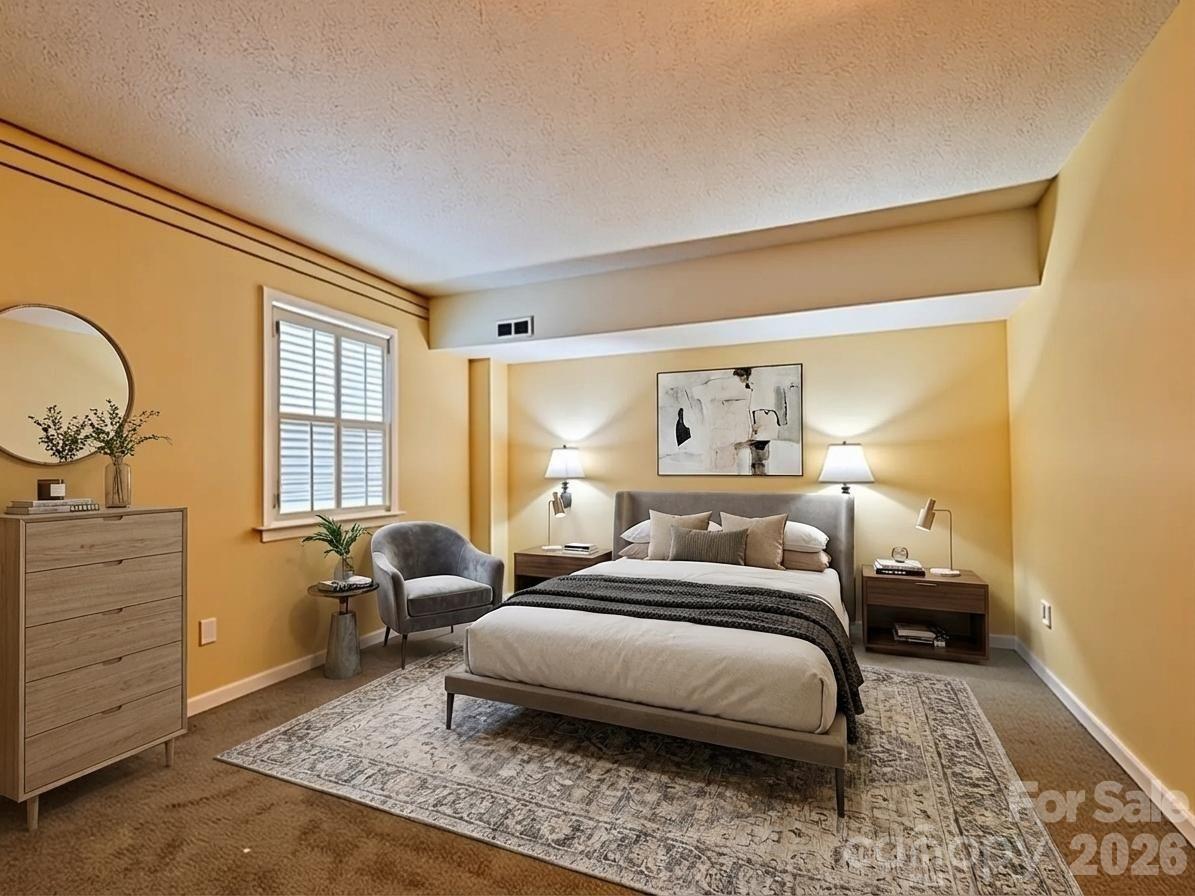650 Creekside Drive — Maggie Valley