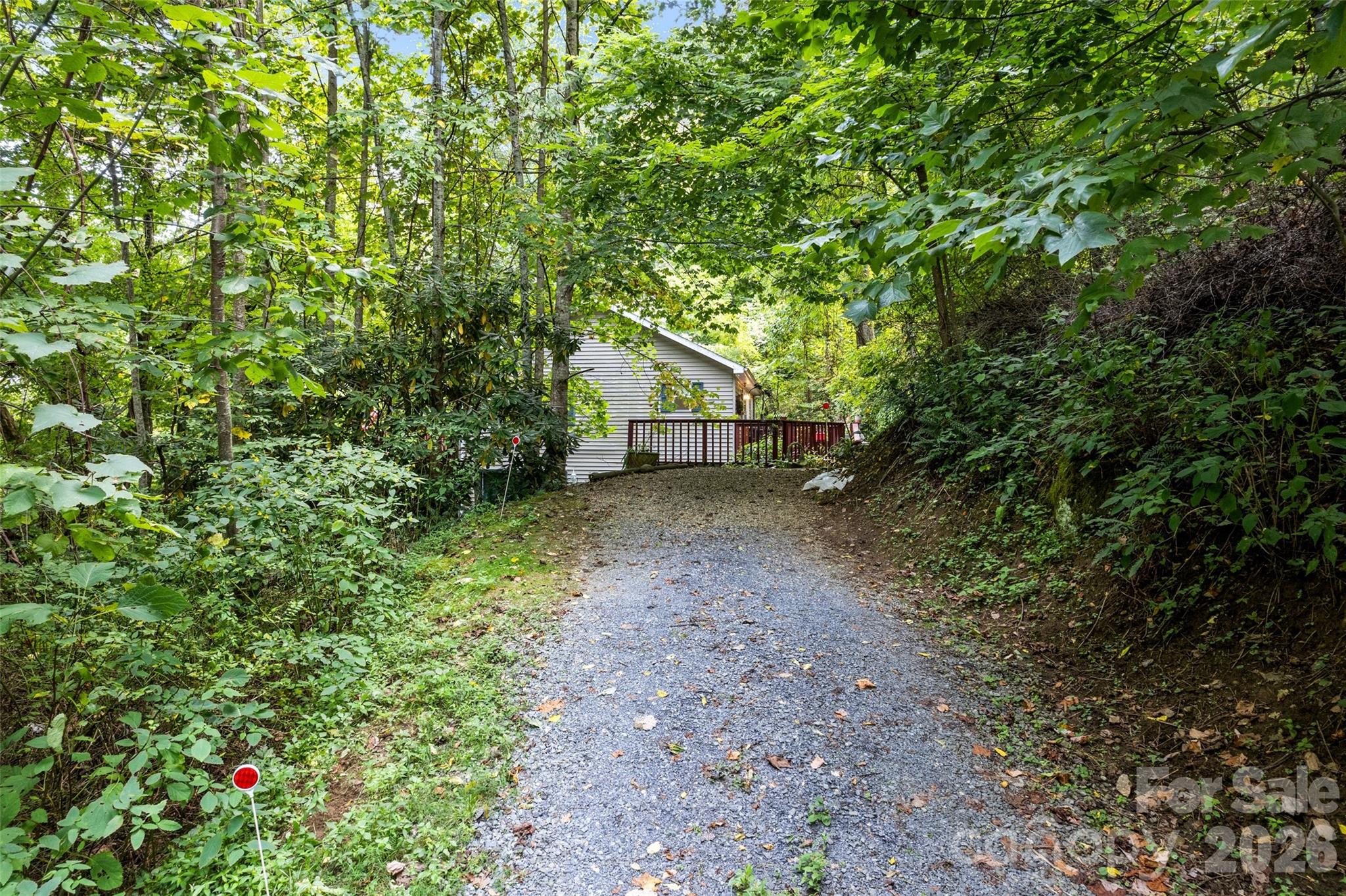 650 Creekside Drive — Maggie Valley