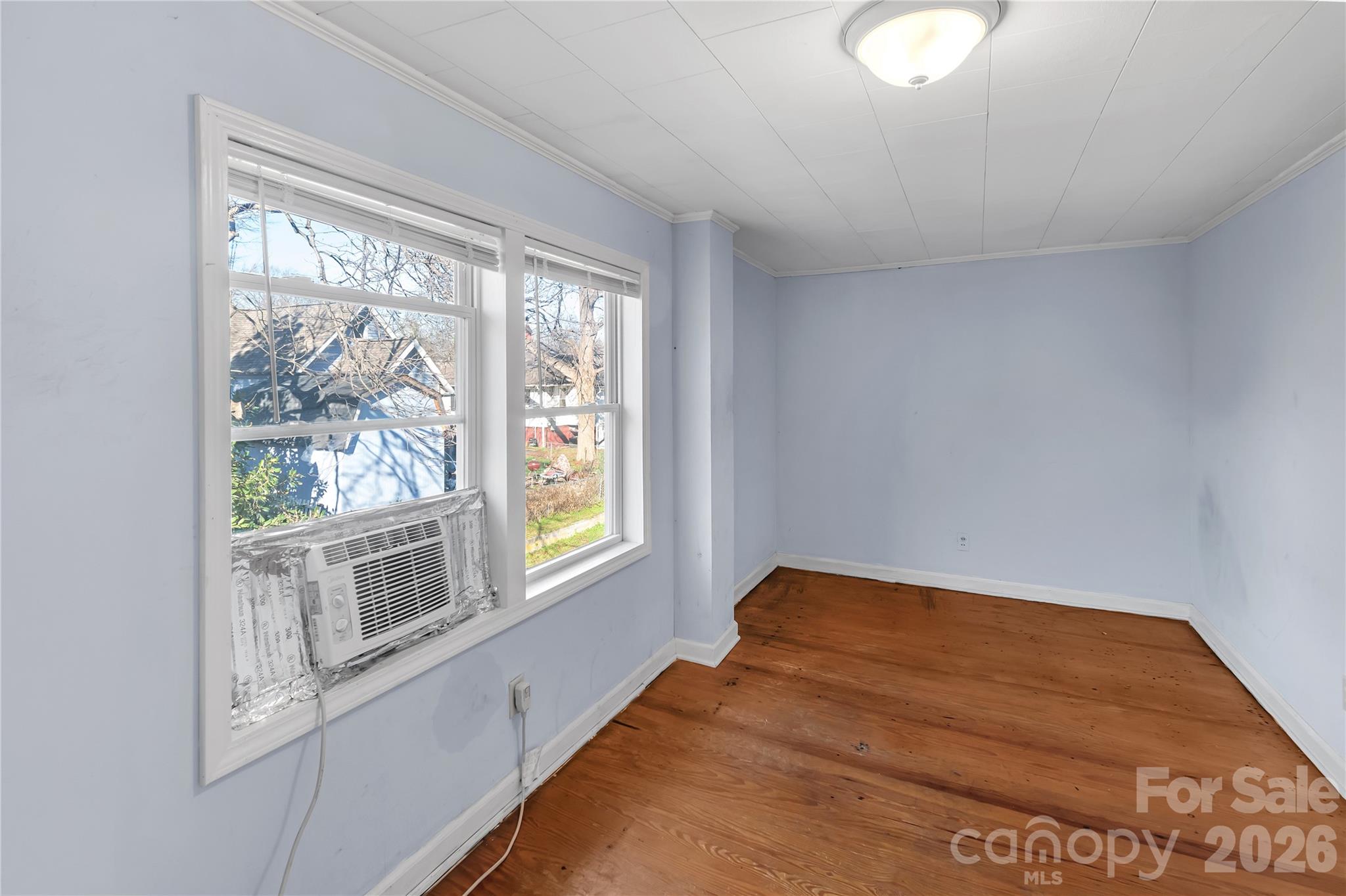 215 King Street S — Gastonia