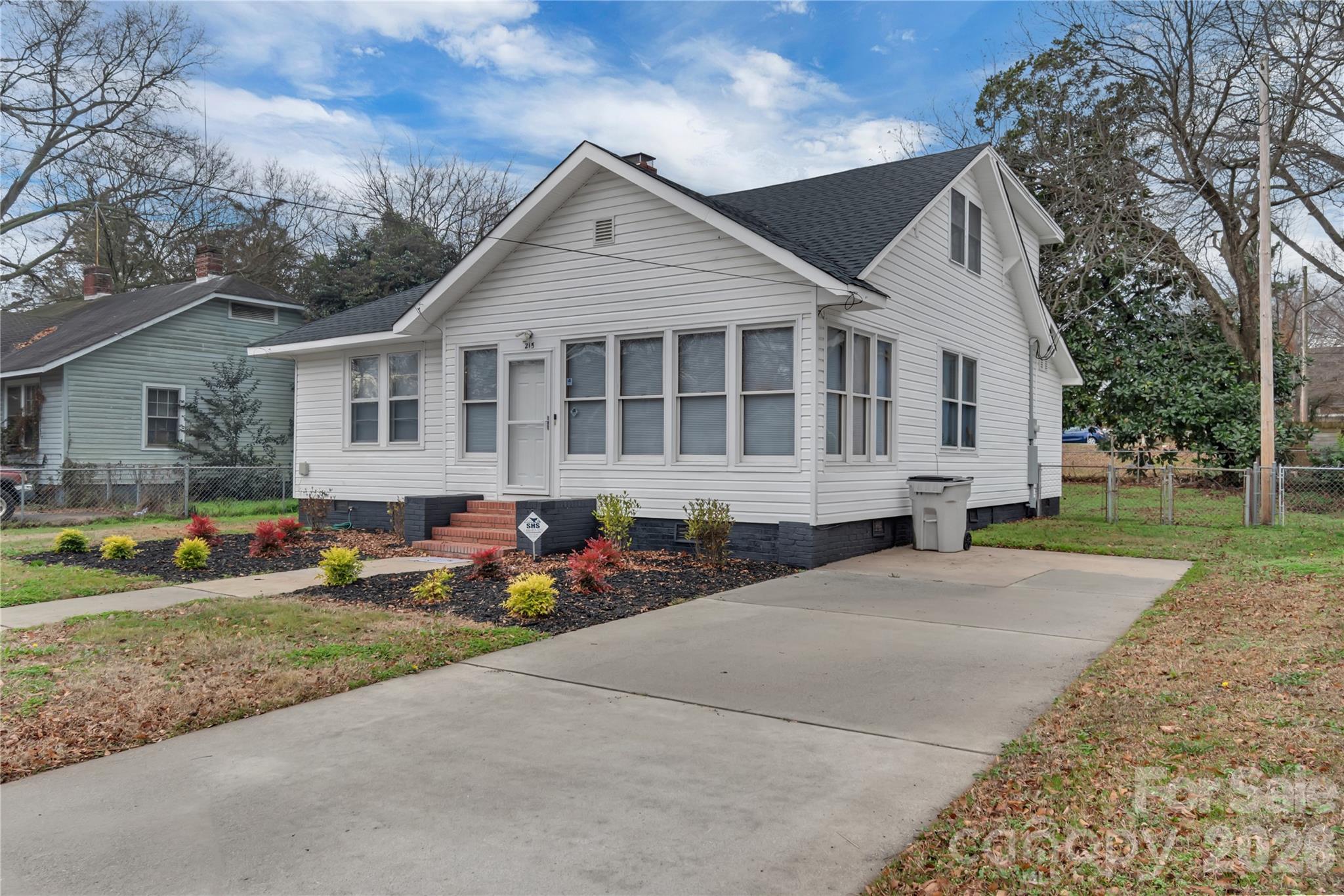 215 King Street S — Gastonia