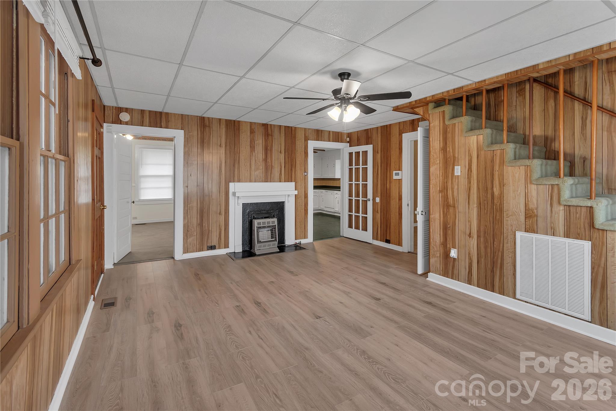 215 King Street S — Gastonia