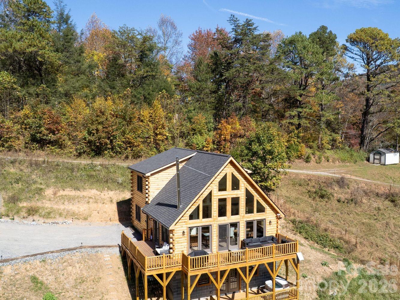 194 Fox Run Road — Canton