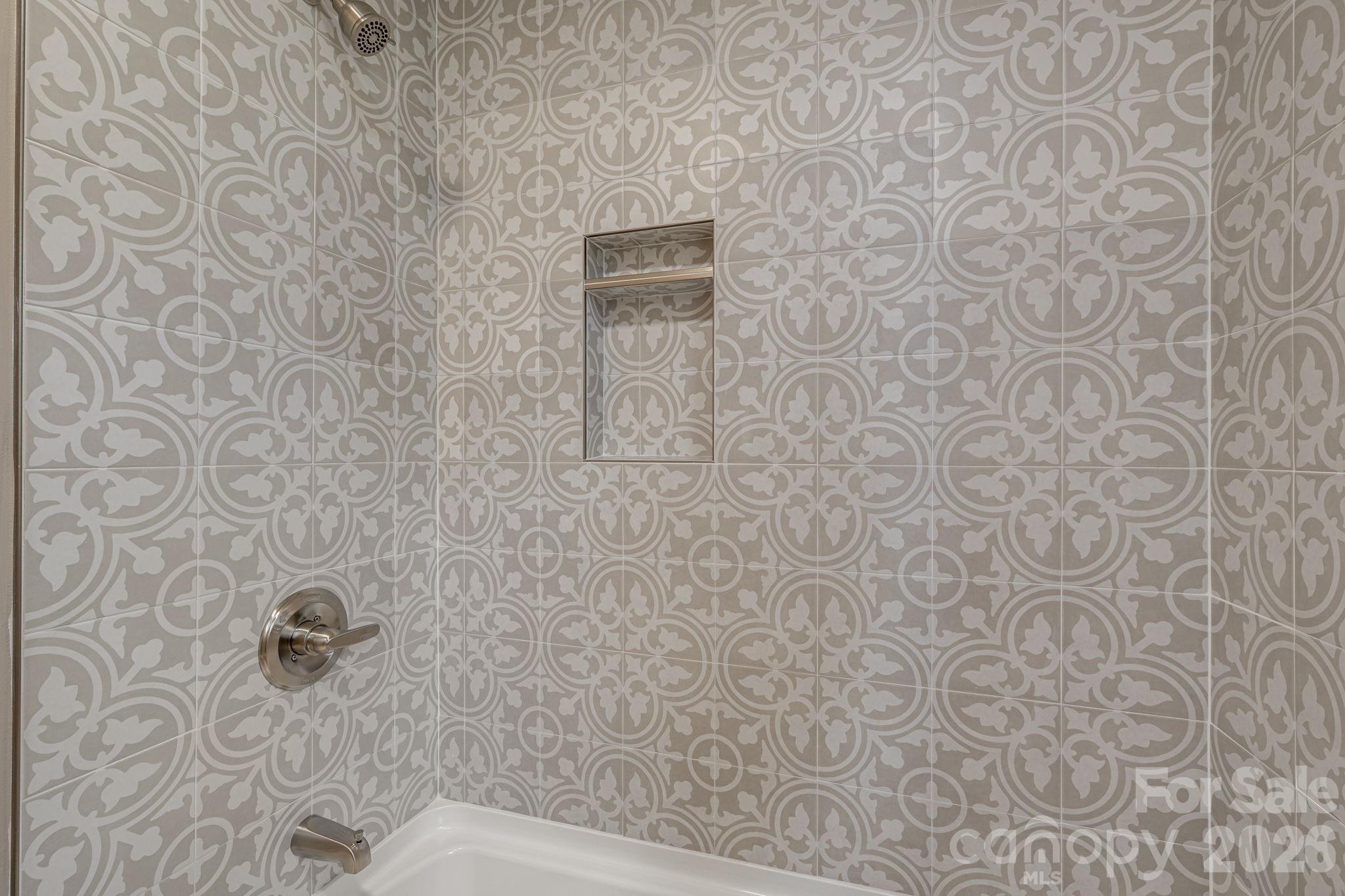 3226 Charlyne Drive — Hendersonville