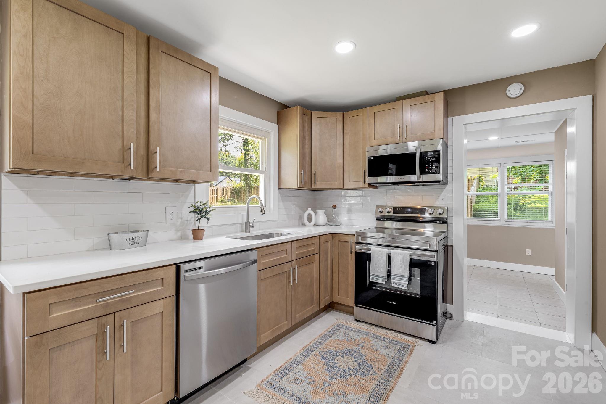 3226 Charlyne Drive — Hendersonville