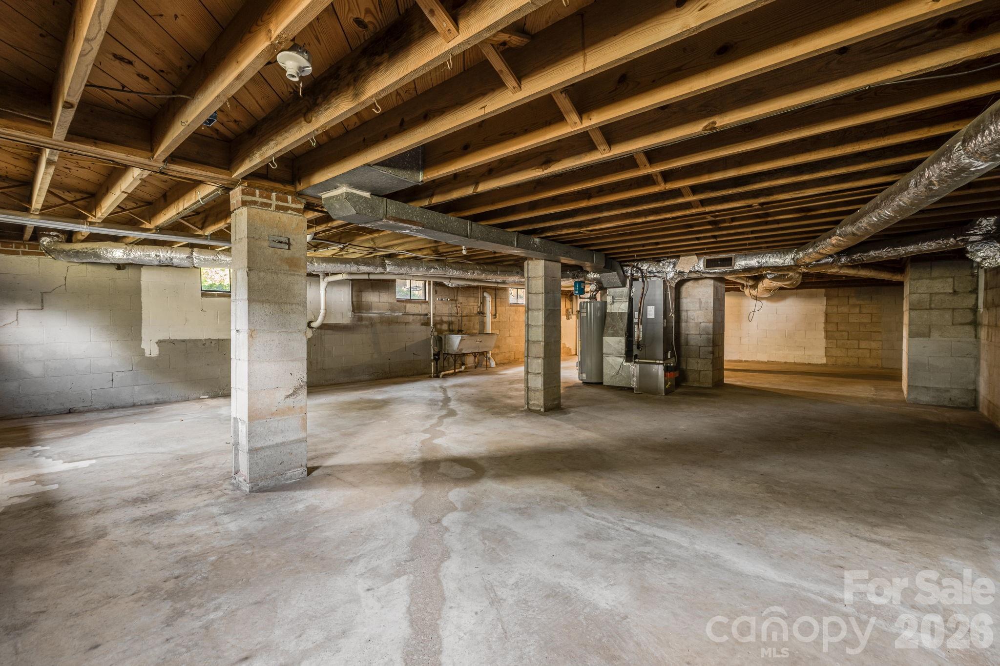 3226 Charlyne Drive — Hendersonville