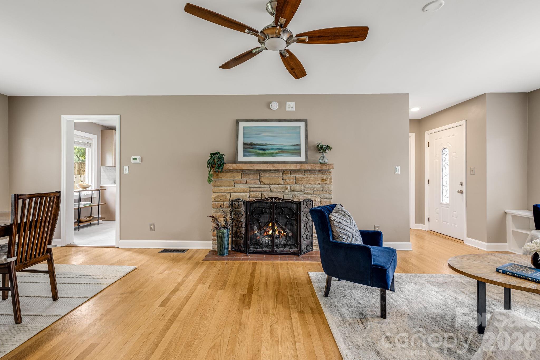 3226 Charlyne Drive — Hendersonville